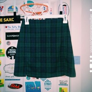 brandy melville evergreen cara skirt